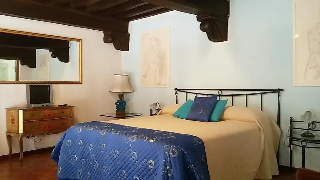 圣吉米纳诺 Casa Dei Castaldi酒店 招待所
