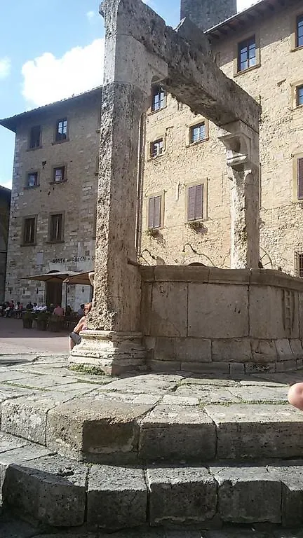招待所 圣吉米纳诺 Casa Dei Castaldi酒店
